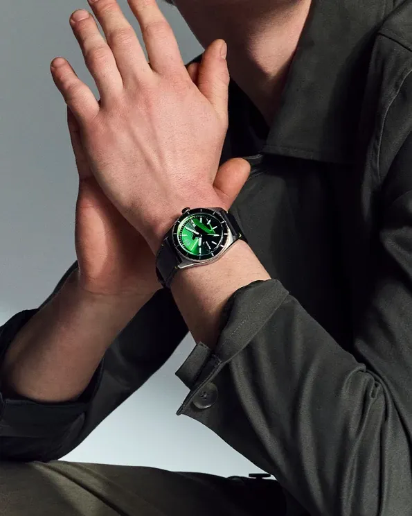 Luke Skywalker, Jedi Master Black Dial Leather Strap AW1910-48W